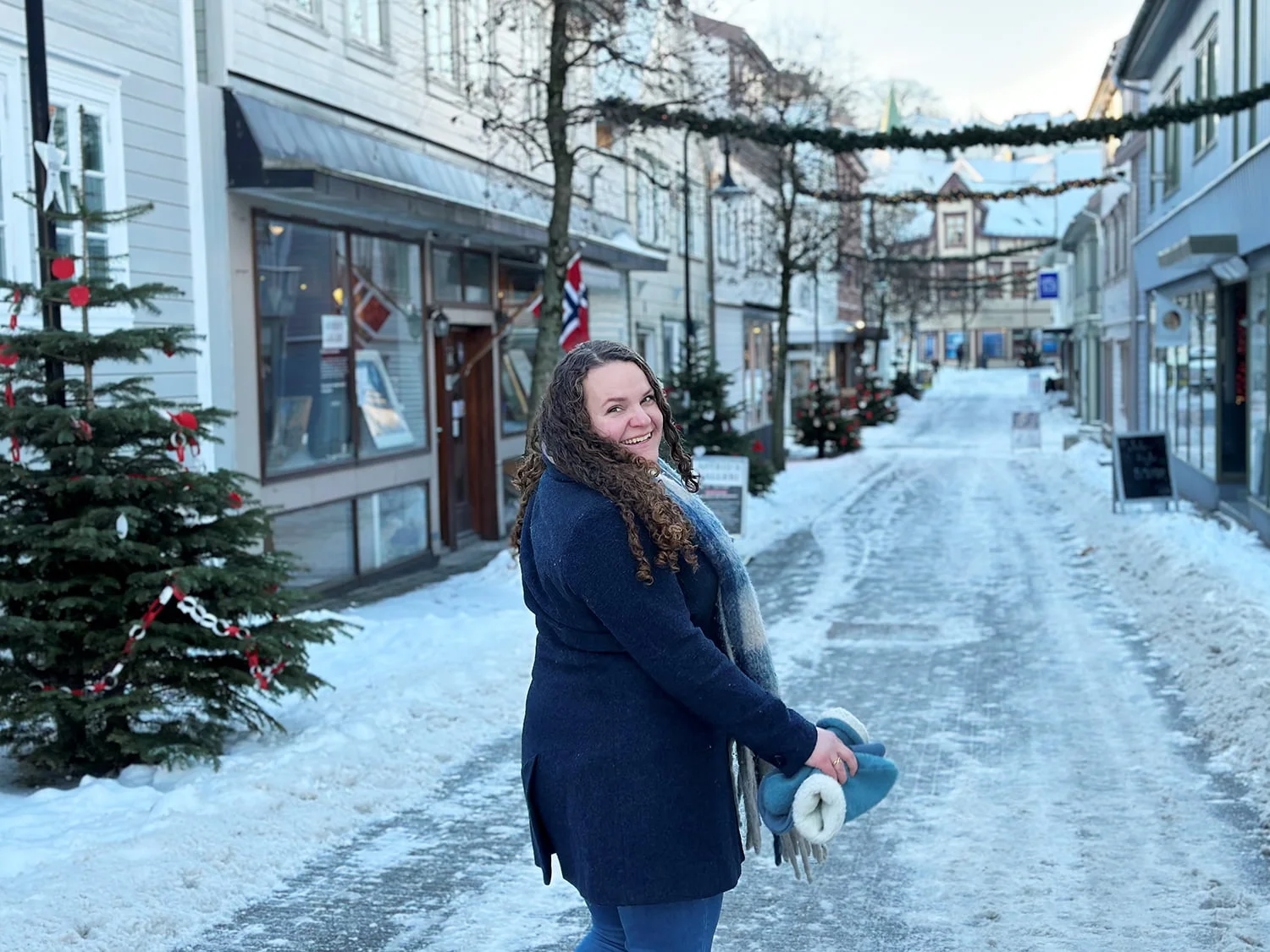 cathrine helen håland mellom butikker i egersund