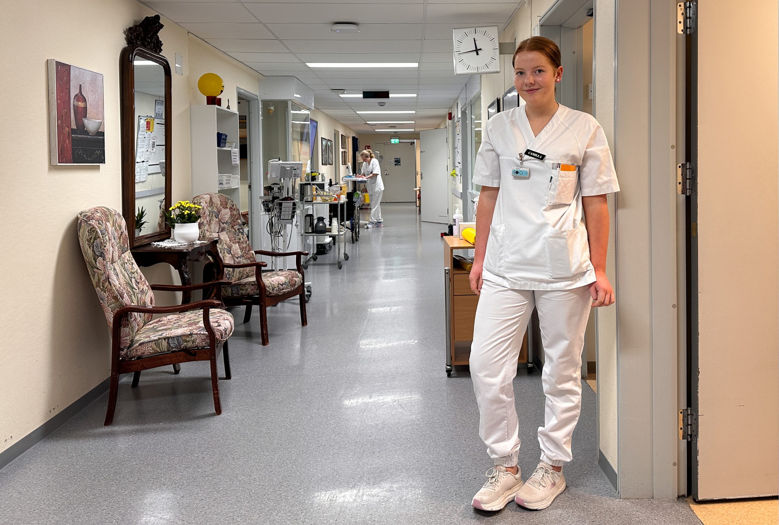 2Vest-ansatte i hvite sykehusklær