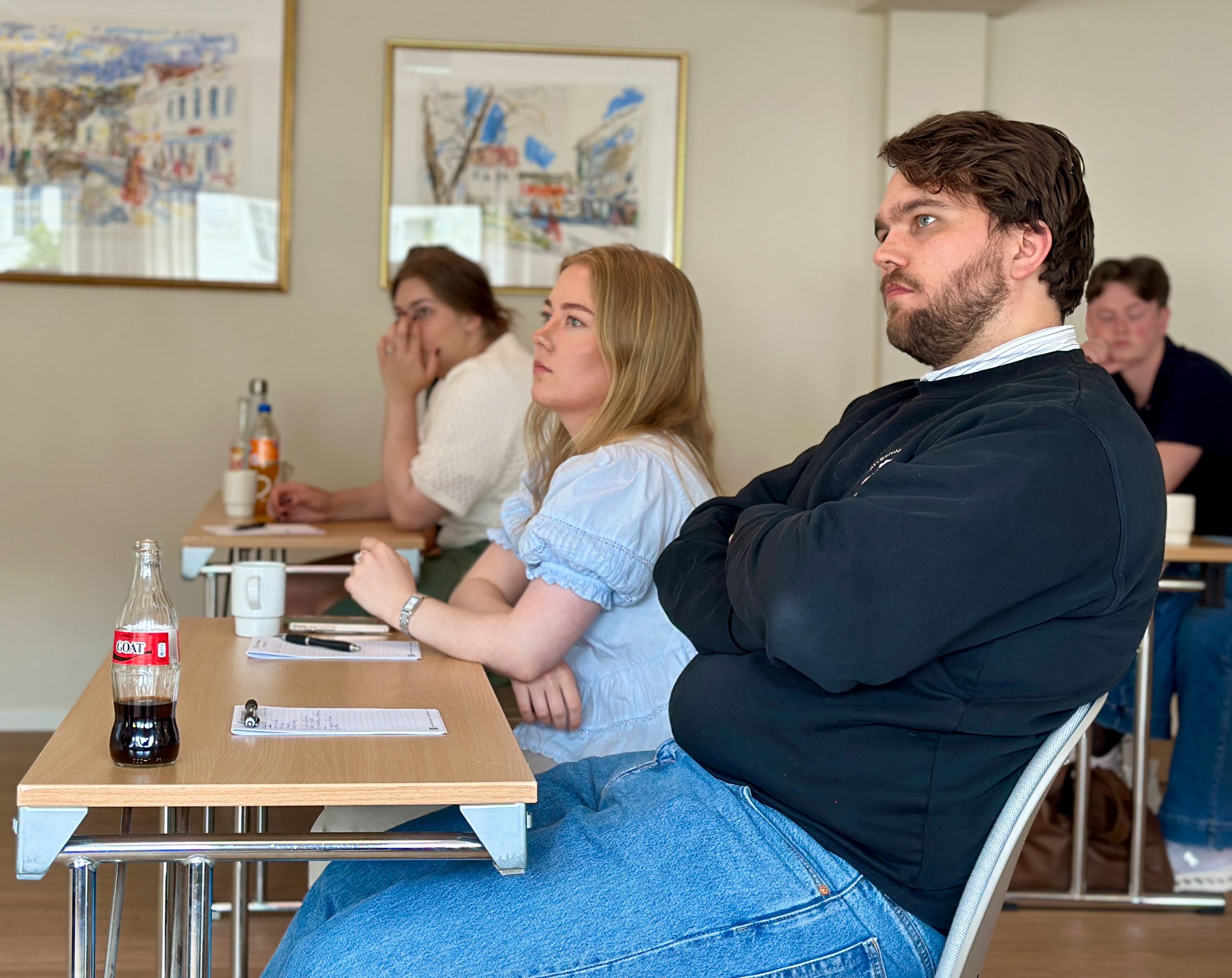 Cathrine Sand Surdal og Håvard Helland, sommerstudenter på Titania.