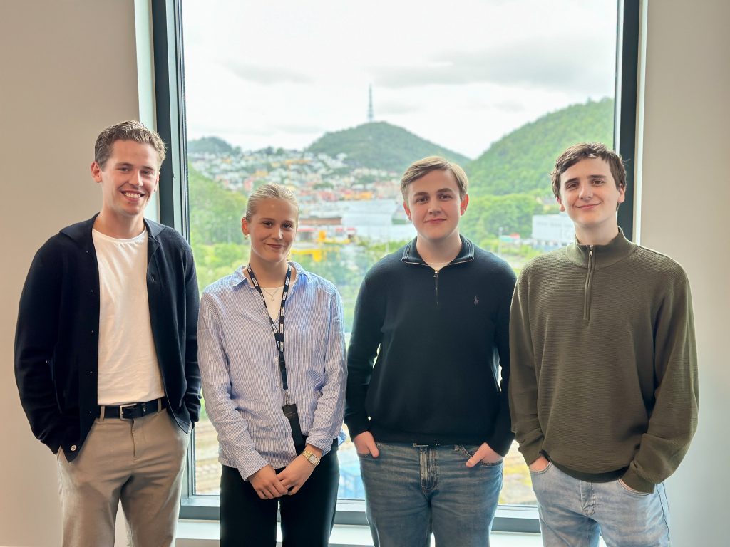 Tobias Hetland, Ingrid Hetland, Fredrik Ose og Kristoffer Hovand.