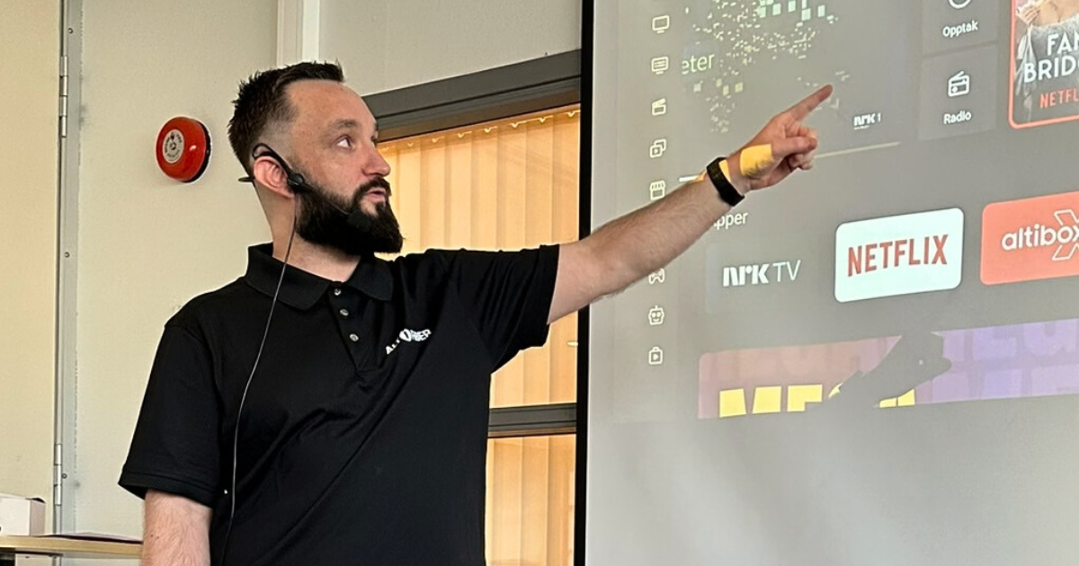 aker solutions egersund sett fra sjøen i 2018