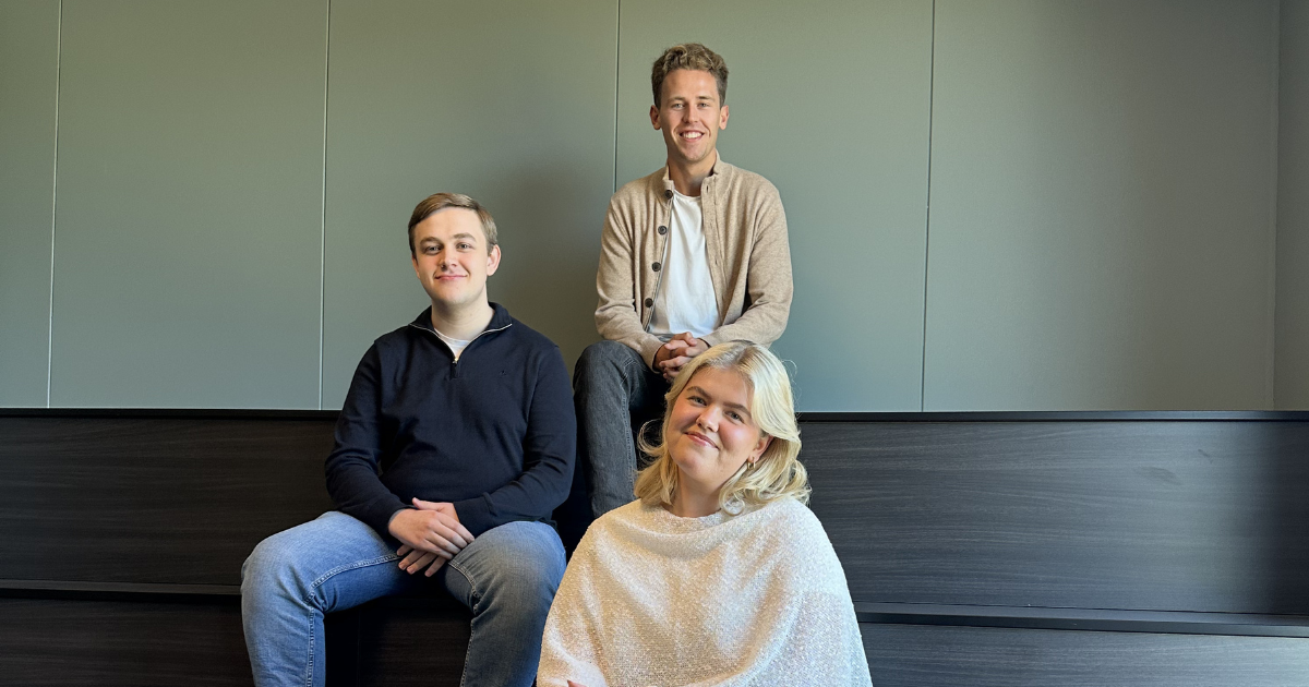 3 Studentene Theo Aakenes og Astri Helvig Waldeland hos Aker Solutions i Egersund